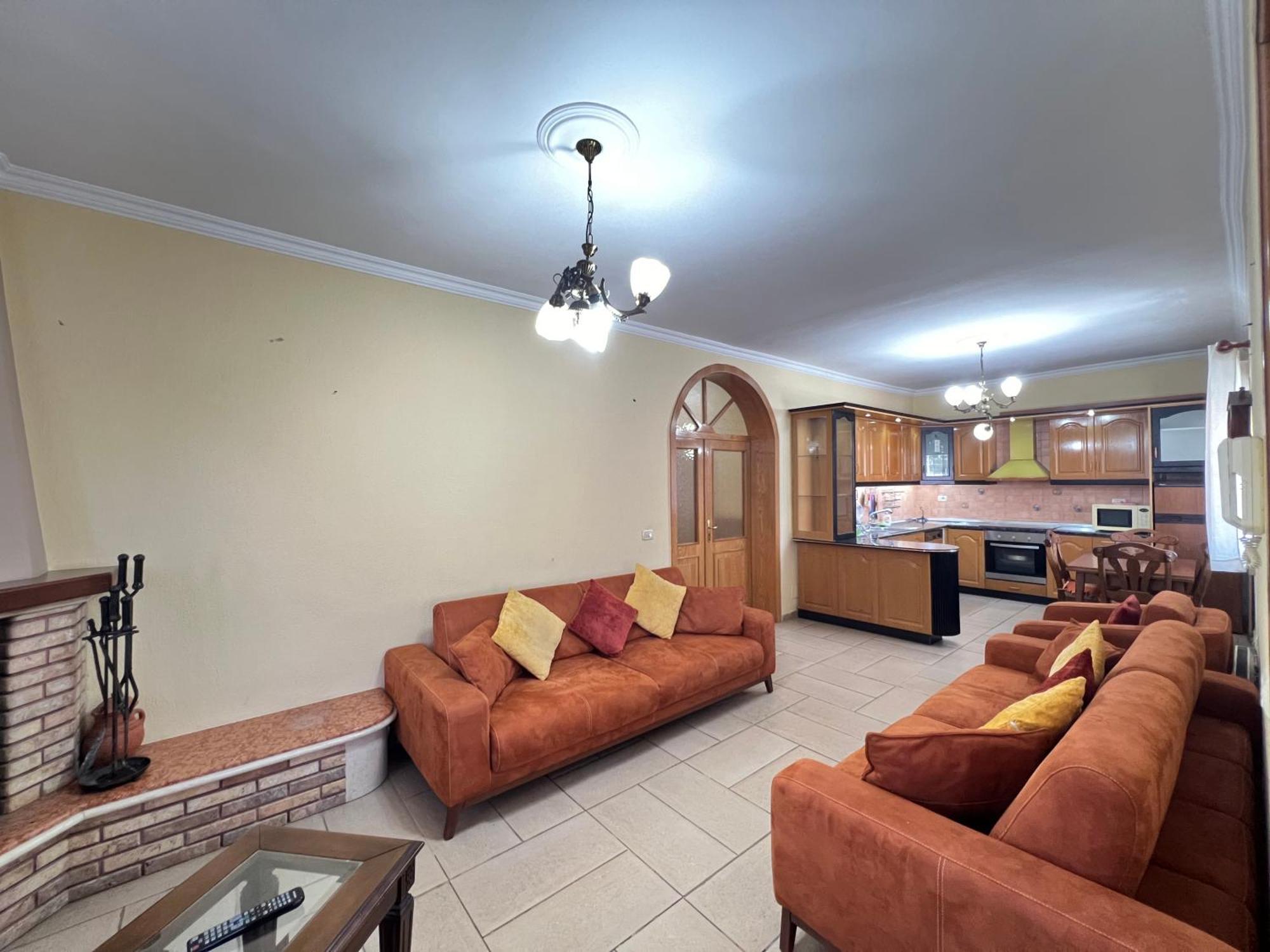 Tirana Center 2Bedrooms Ngoại thất bức ảnh